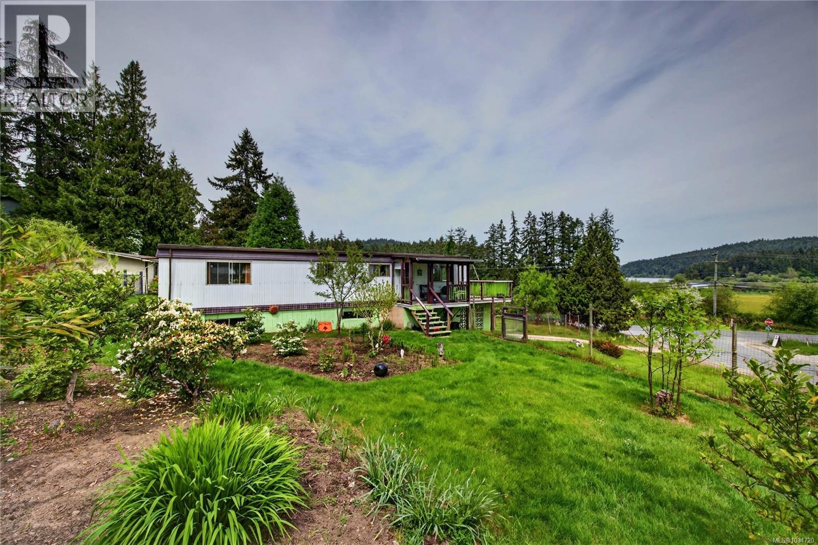 104 Mobrae Ave, Salt Spring, British Columbia