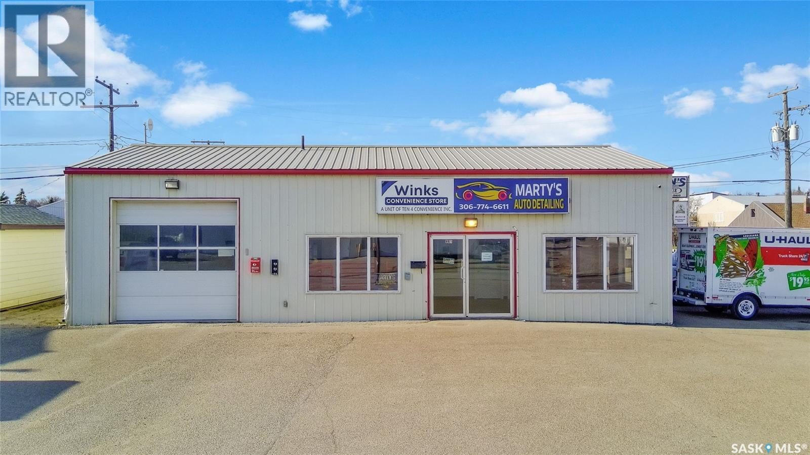 801 Cheadle Street W, Swift Current, Saskatchewan  S9H 0C2 - Photo 1 - SK035438