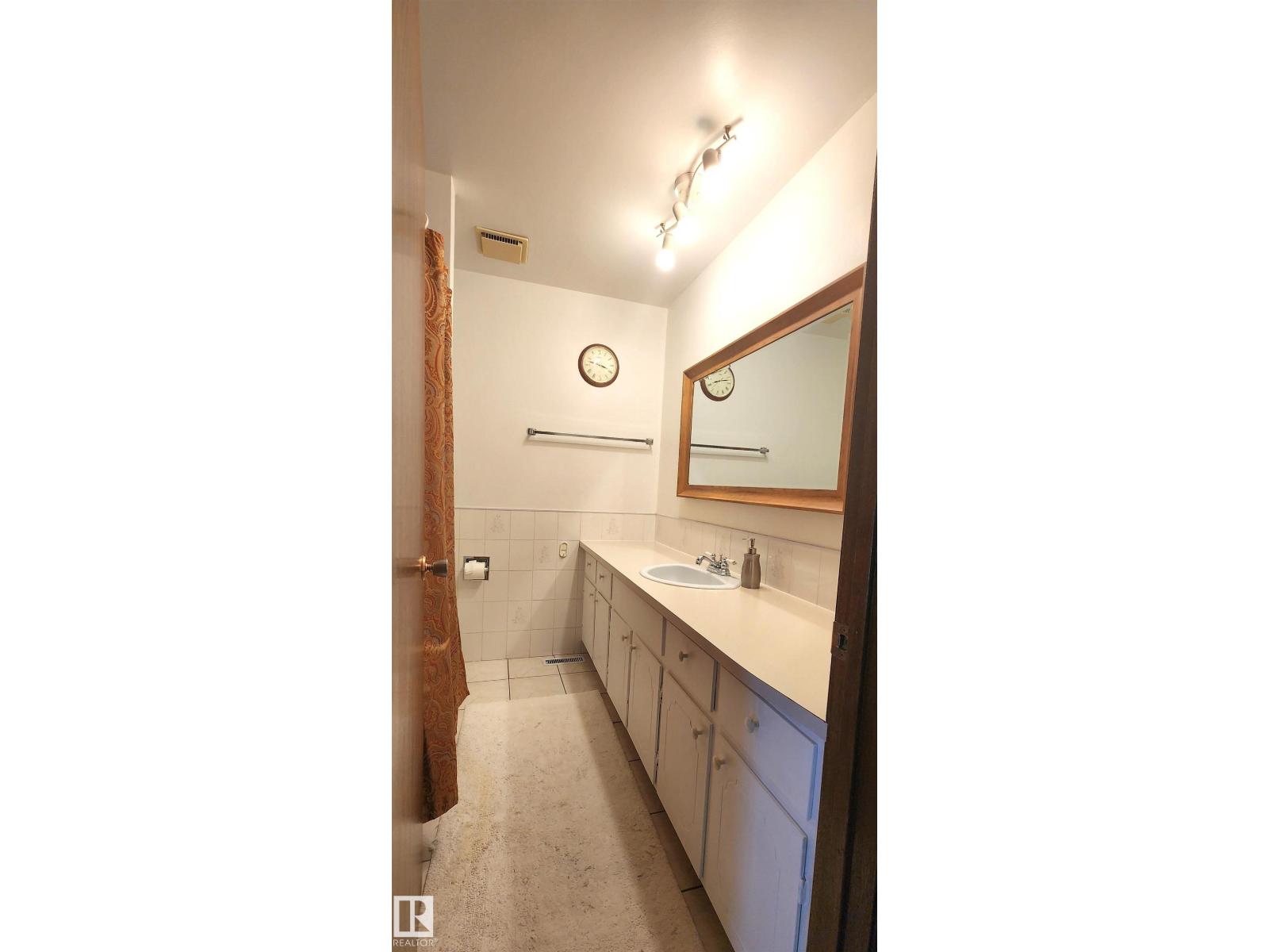 11035 166 Av Nw, Edmonton, Alberta  T5X 1Y2 - Photo 15 - E4486941