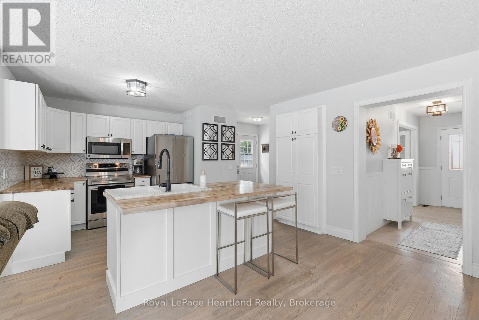 25 John Street W, Minto, Ontario  N0G 1M0 - Photo 11 - X12898272