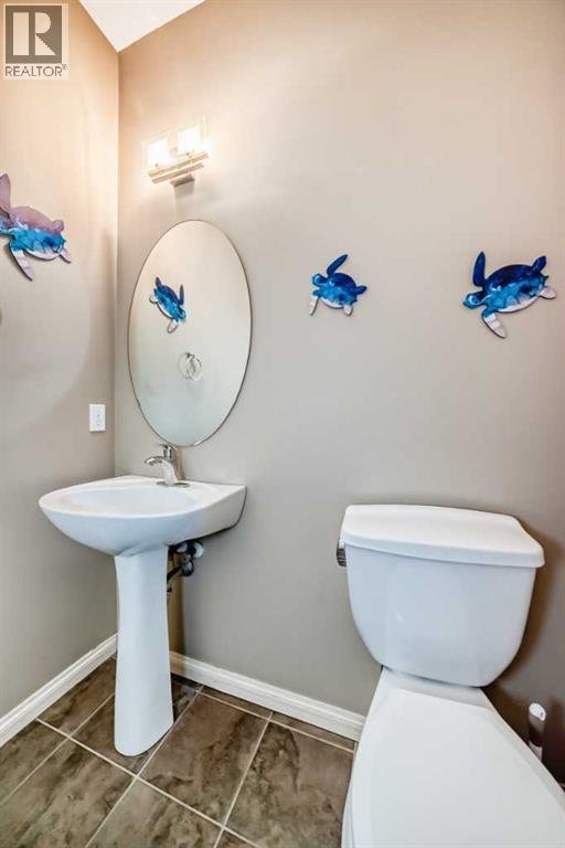 60 Sunset Circle, Cochrane, Alberta  T4C 0C3 - Photo 19 - A2307268