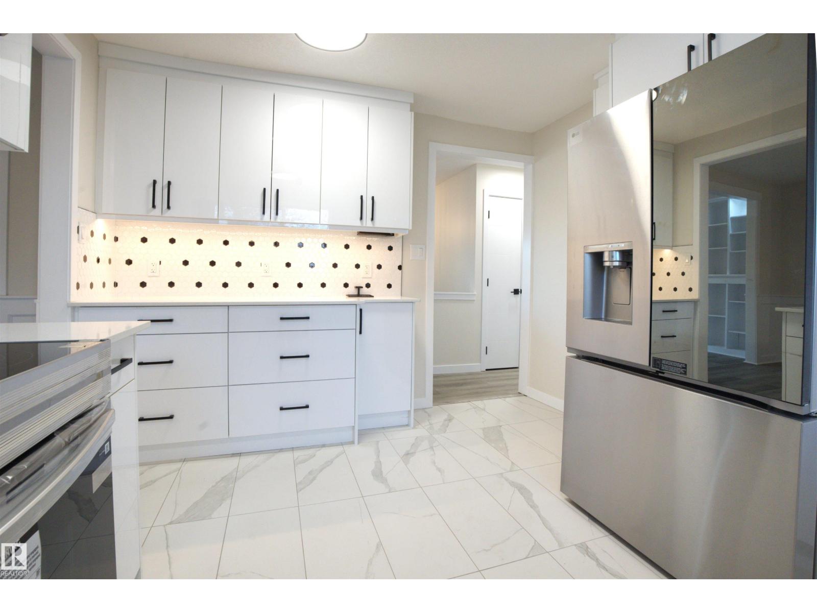 18412 92 Av Nw, Edmonton, Alberta  T5T 2R2 - Photo 11 - E4486942