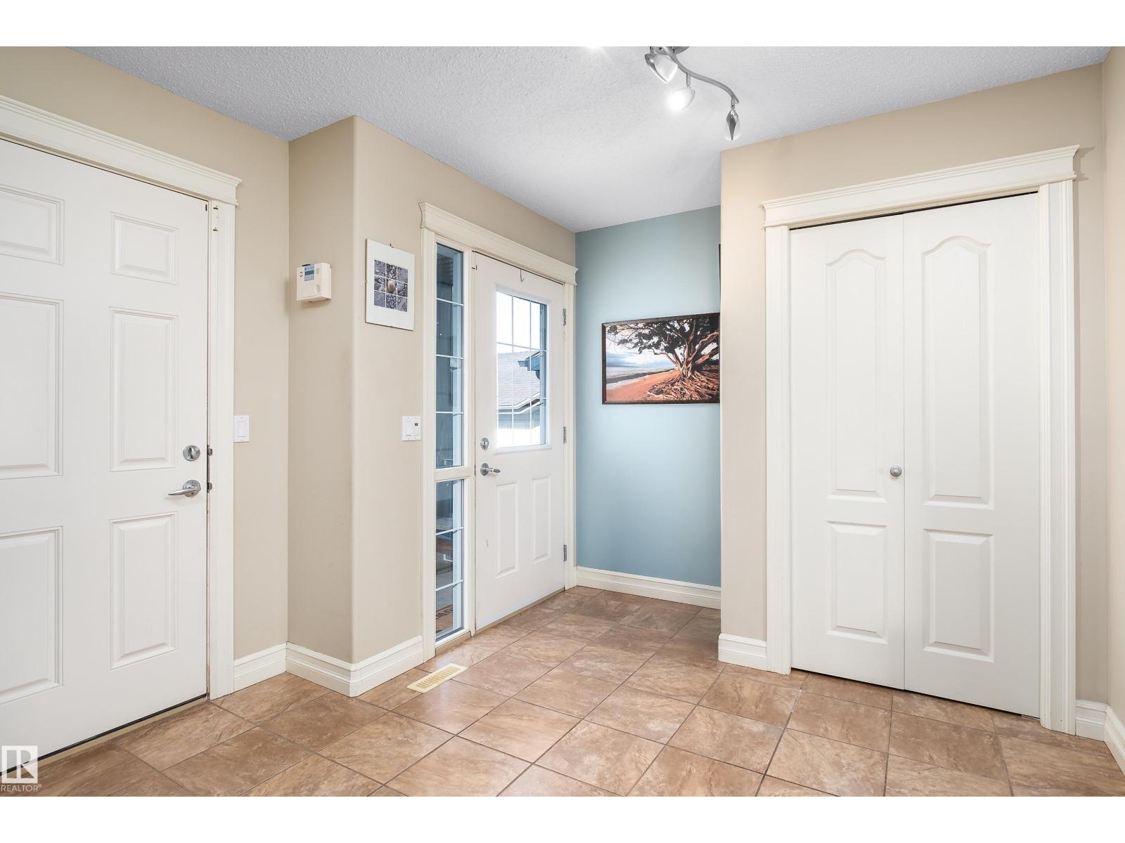 4 Spring Grove, Spruce Grove, Alberta  T7X 4M9 - Photo 4 - E4486943