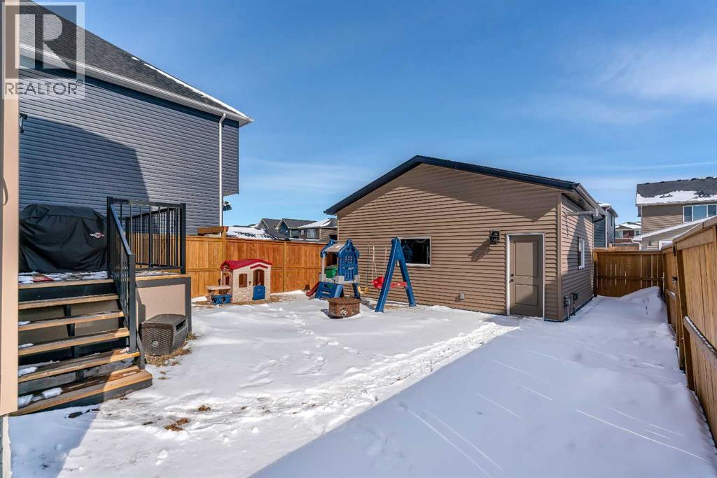 43 Ravenstern Point SE, Airdrie, Alberta  T4A 0W5 - Photo 39 - A2293900
