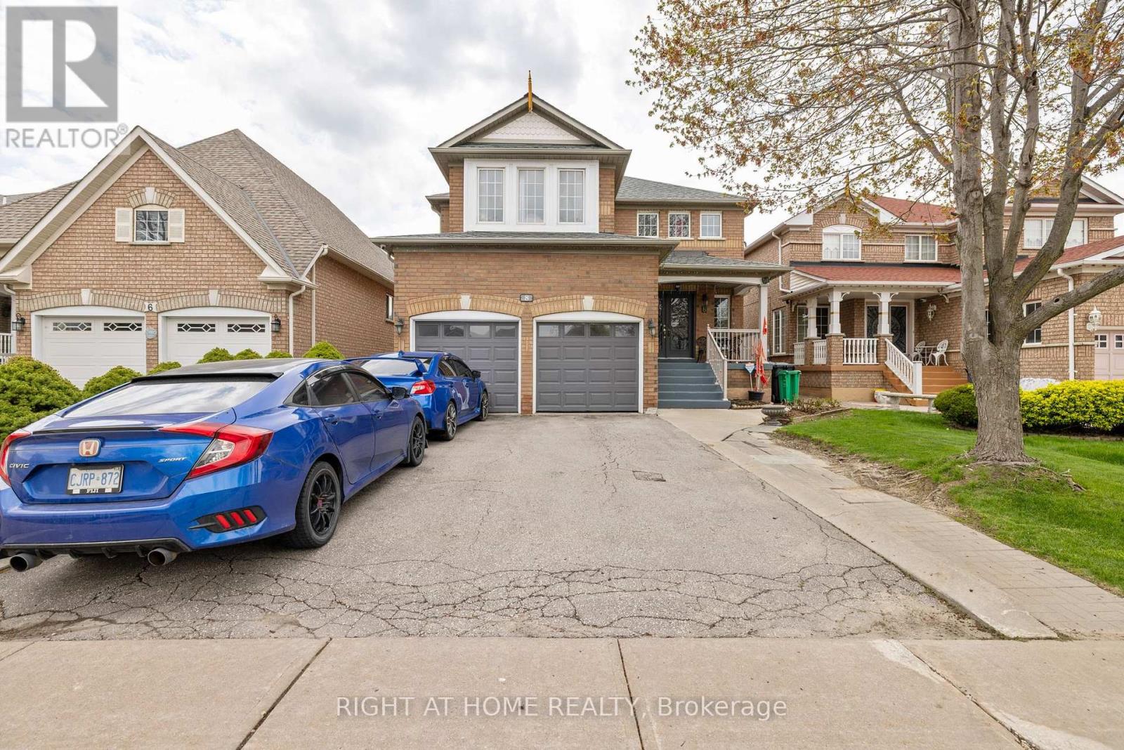 8 FLETCHERS CREEK BOULEVARD, Brampton, Ontario
