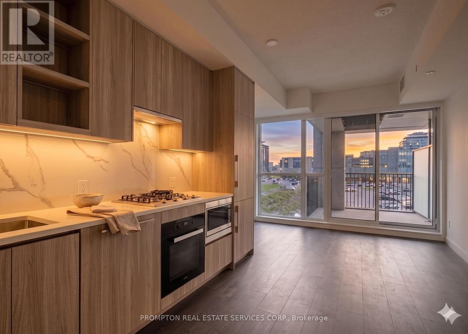#326 - 75 BILLES HEIGHTS, Toronto, Ontario