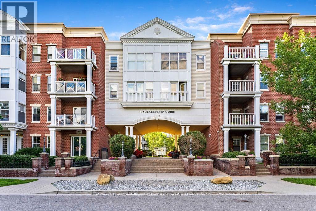 3305, 5605 Henwood Street SW, Calgary, Alberta  T3E 7R2 - Photo 1 - A2278112