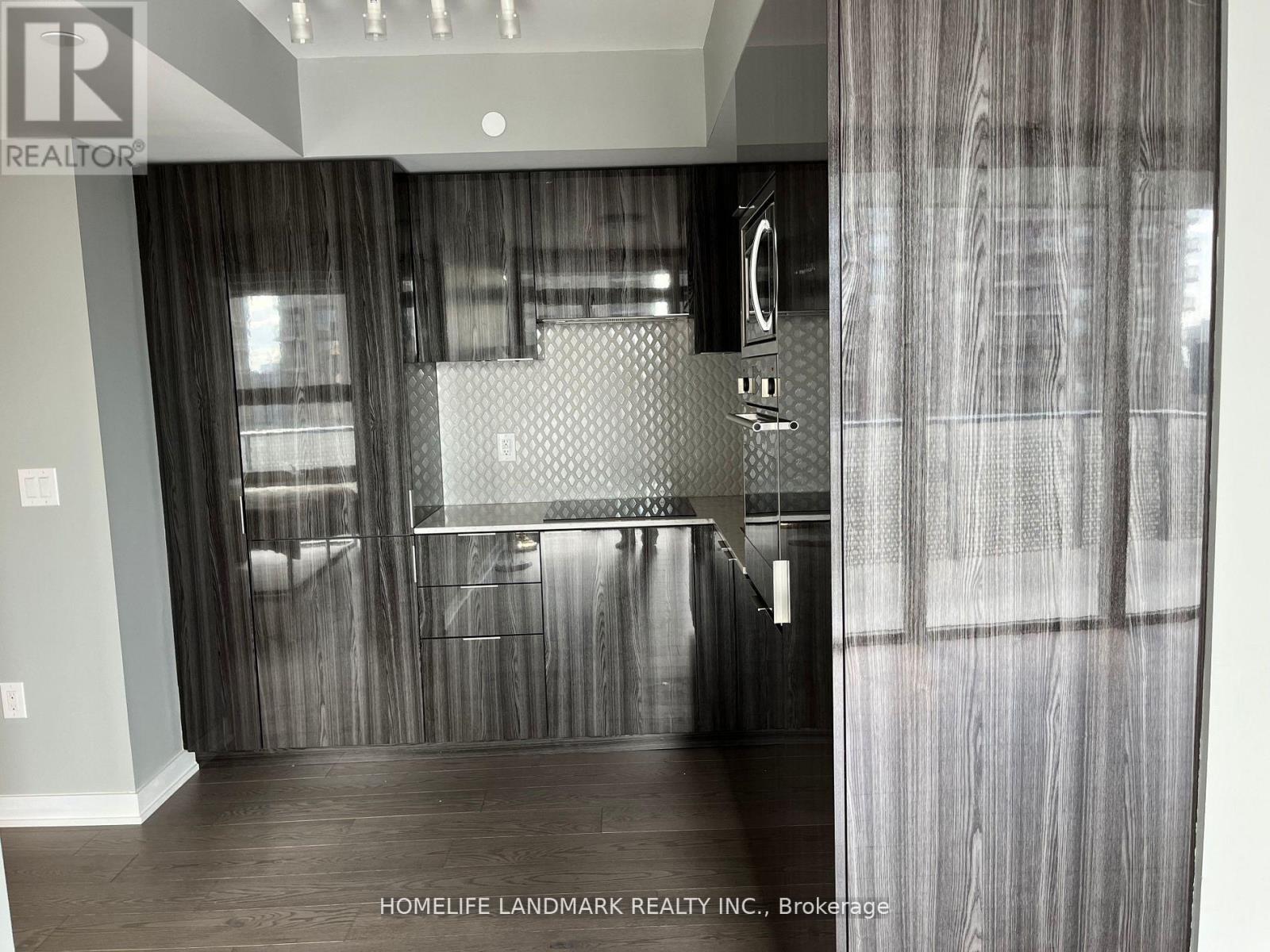 1405 - 11 Wellesley Street W, Toronto, Ontario  M4Y 0G4 - Photo 4 - C13108986