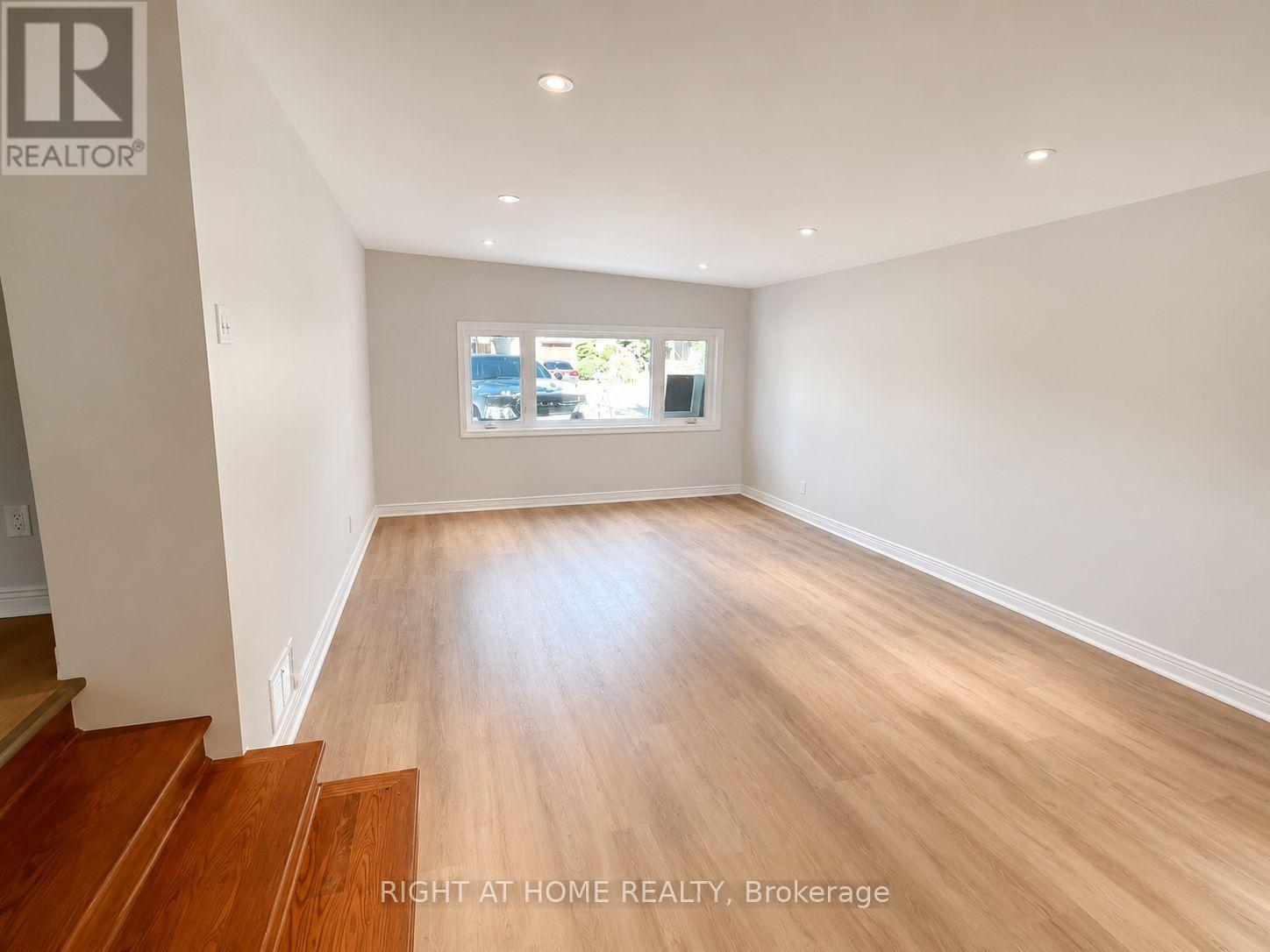 Main - 55 Verwood Avenue, Toronto, Ontario  M3H 2K8 - Photo 2 - C13108988