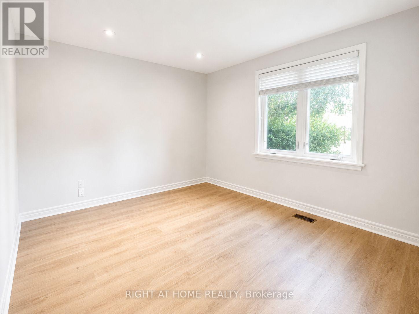 Main - 55 Verwood Avenue, Toronto, Ontario  M3H 2K8 - Photo 6 - C13108988