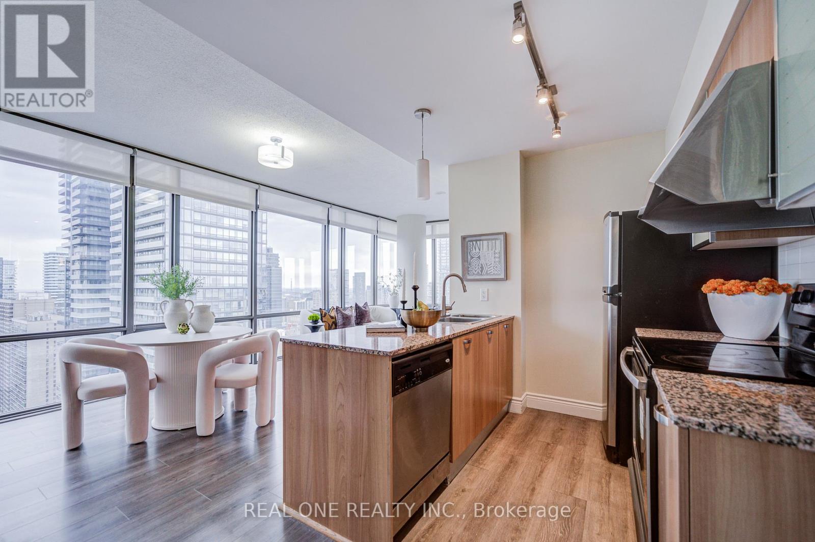 3107 - 38 Grenville Street, Toronto, Ontario  M4Y 1A5 - Photo 13 - C13109010