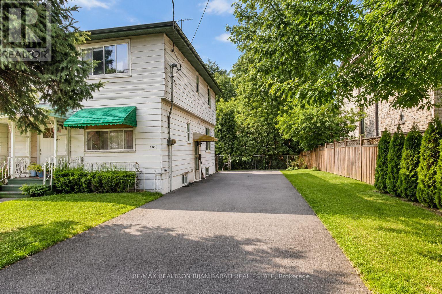 167 RUGGLES AVENUE, Richmond Hill, Ontario