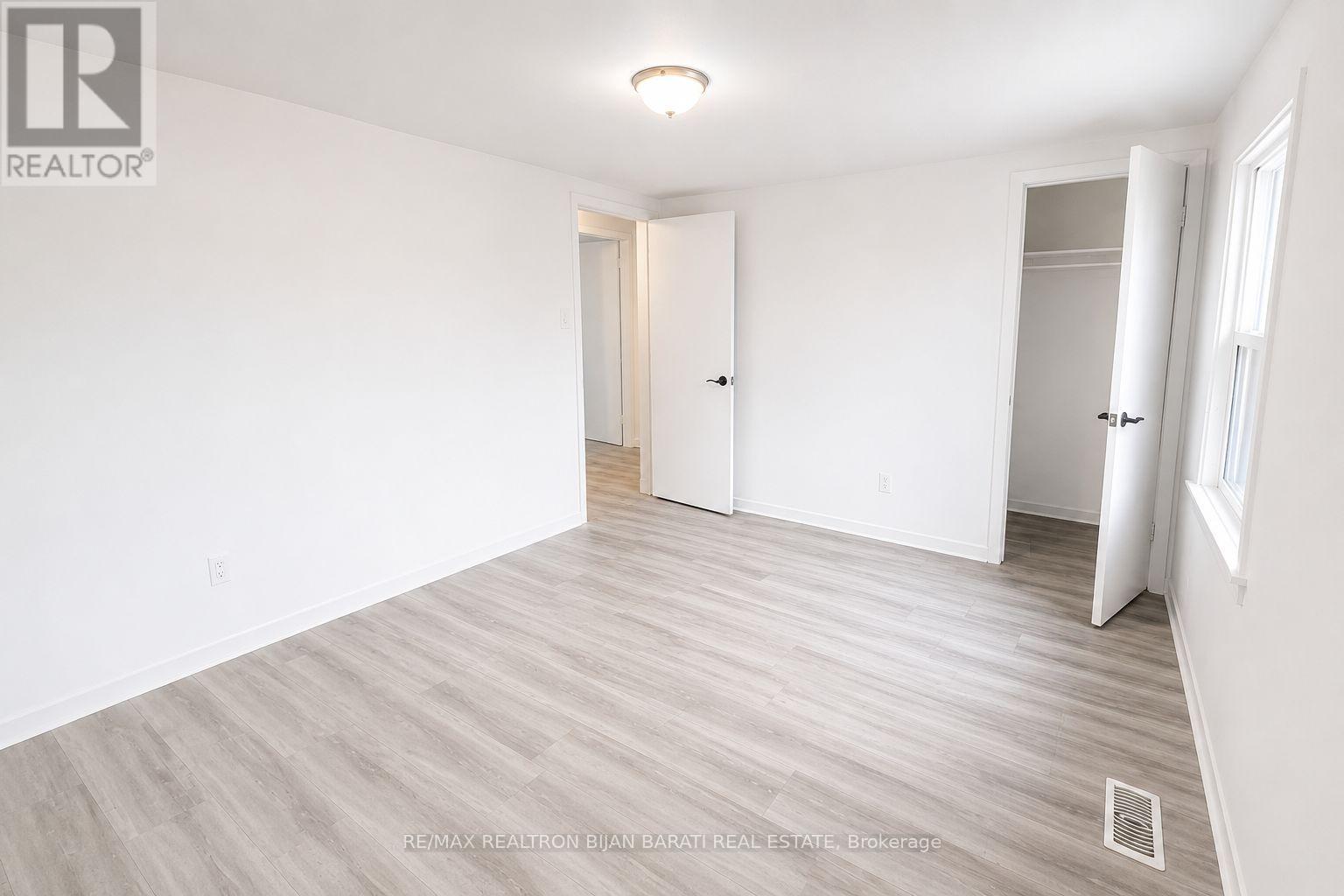 167 Ruggles Avenue, Richmond Hill, Ontario  L4C 1Y3 - Photo 7 - N13108982