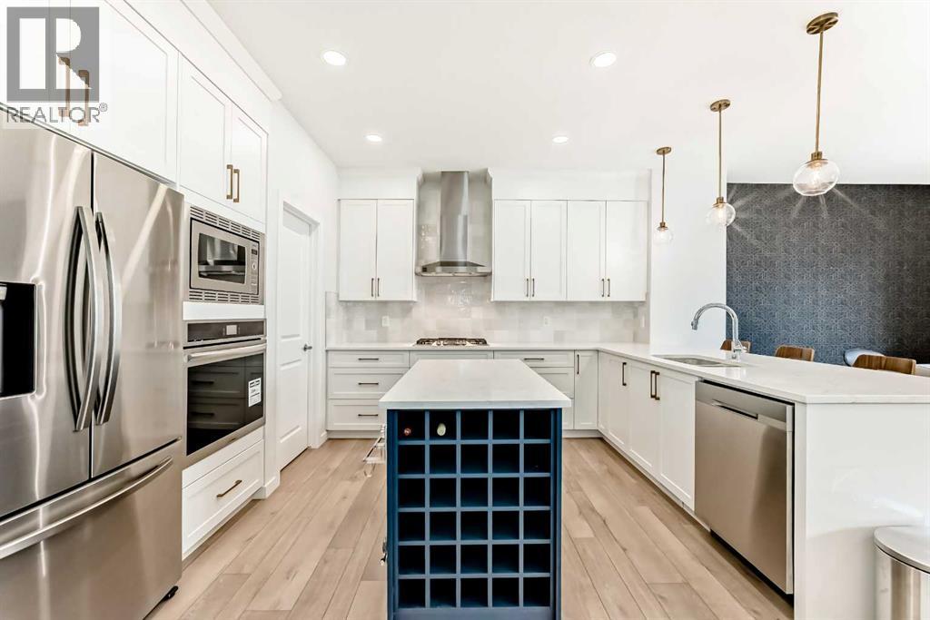 164 Magnolia Terrace SE, Calgary, Alberta  T3M 3N2 - Photo 4 - A2307464