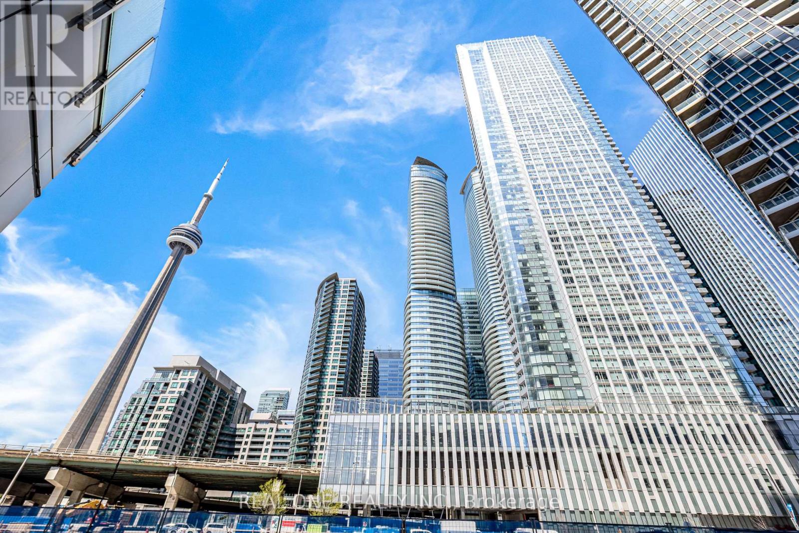 2905 - 10 York Street, Toronto, Ontario  M5J 0E1 - Photo 3 - C13108992