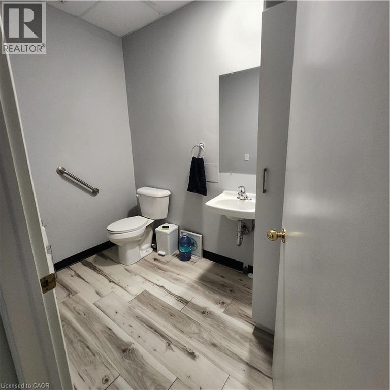 375 University Avenue E Unit# 105, Waterloo, Ontario  N2K 3M7 - Photo 16 - 40789386