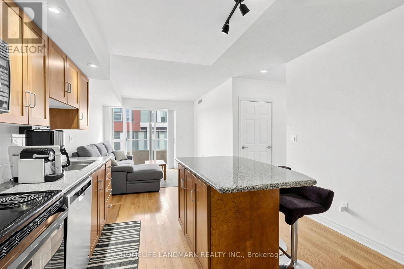 1124 - 270 Wellington Street W, Toronto, Ontario  M5V 3P5 - Photo 17 - C13109034