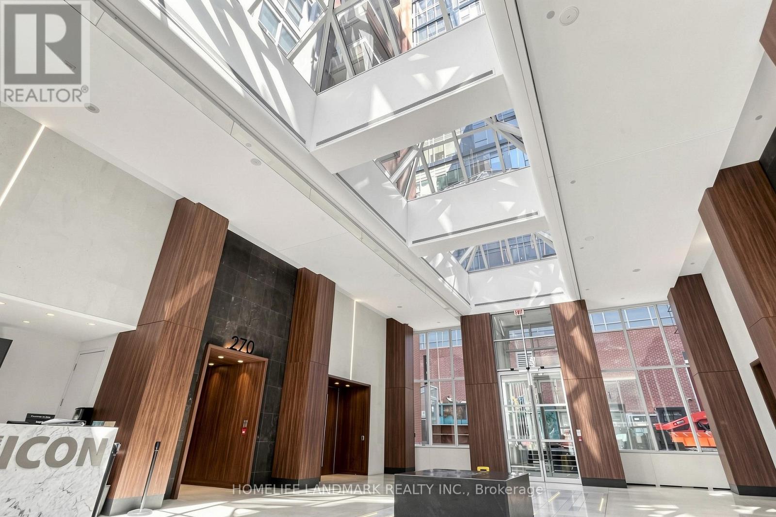1124 - 270 Wellington Street W, Toronto, Ontario  M5V 3P5 - Photo 3 - C13109034