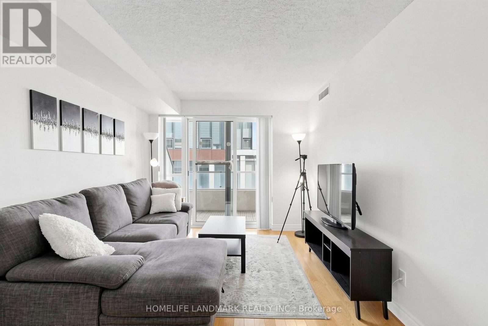 1124 - 270 Wellington Street W, Toronto, Ontario  M5V 3P5 - Photo 5 - C13109034