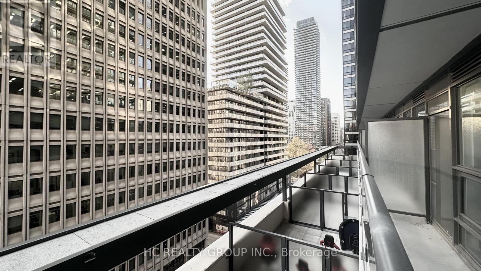1008 - 955 Bay Street, Toronto, Ontario  M5S 2A2 - Photo 9 - C13109050