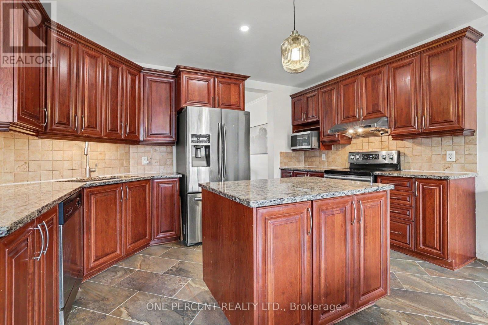 860 Taradale Drive, Ottawa, Ontario  K2J 5P3 - Photo 9 - X13109046