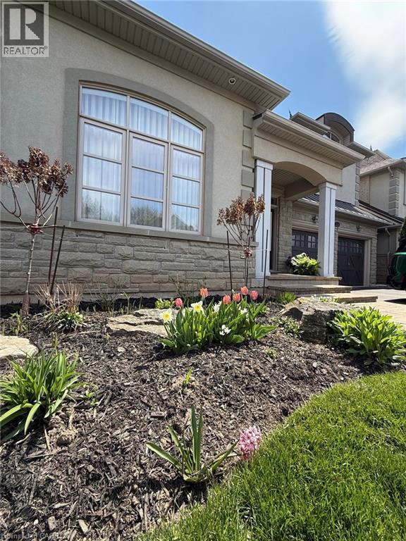 3168 Watercliffe Court, Oakville, Ontario  L6M 0K7 - Photo 4 - 40808639