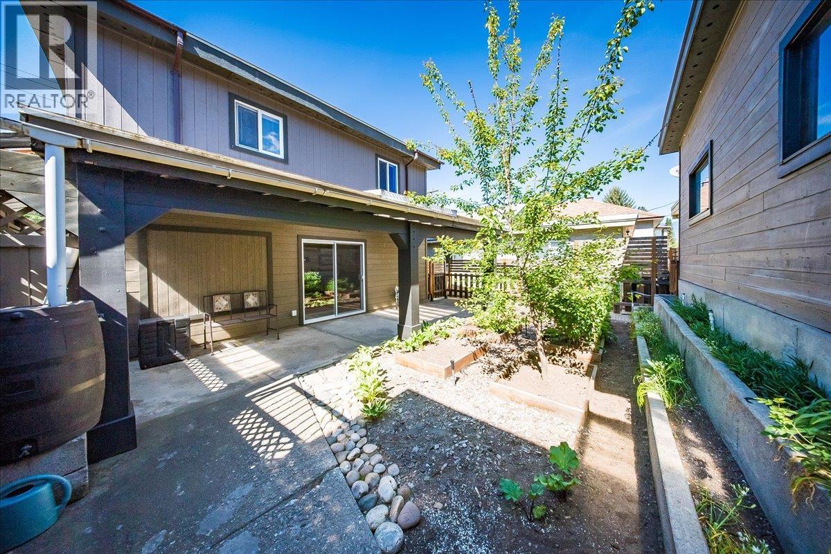 1443 Columbia Avenue, Trail, British Columbia  V1R 1J7 - Photo 21 - 10386815
