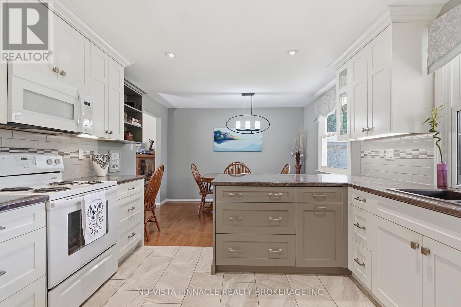 109 Brixham Crescent, London South, Ontario  N6K 1K9 - Photo 9 - X13109114