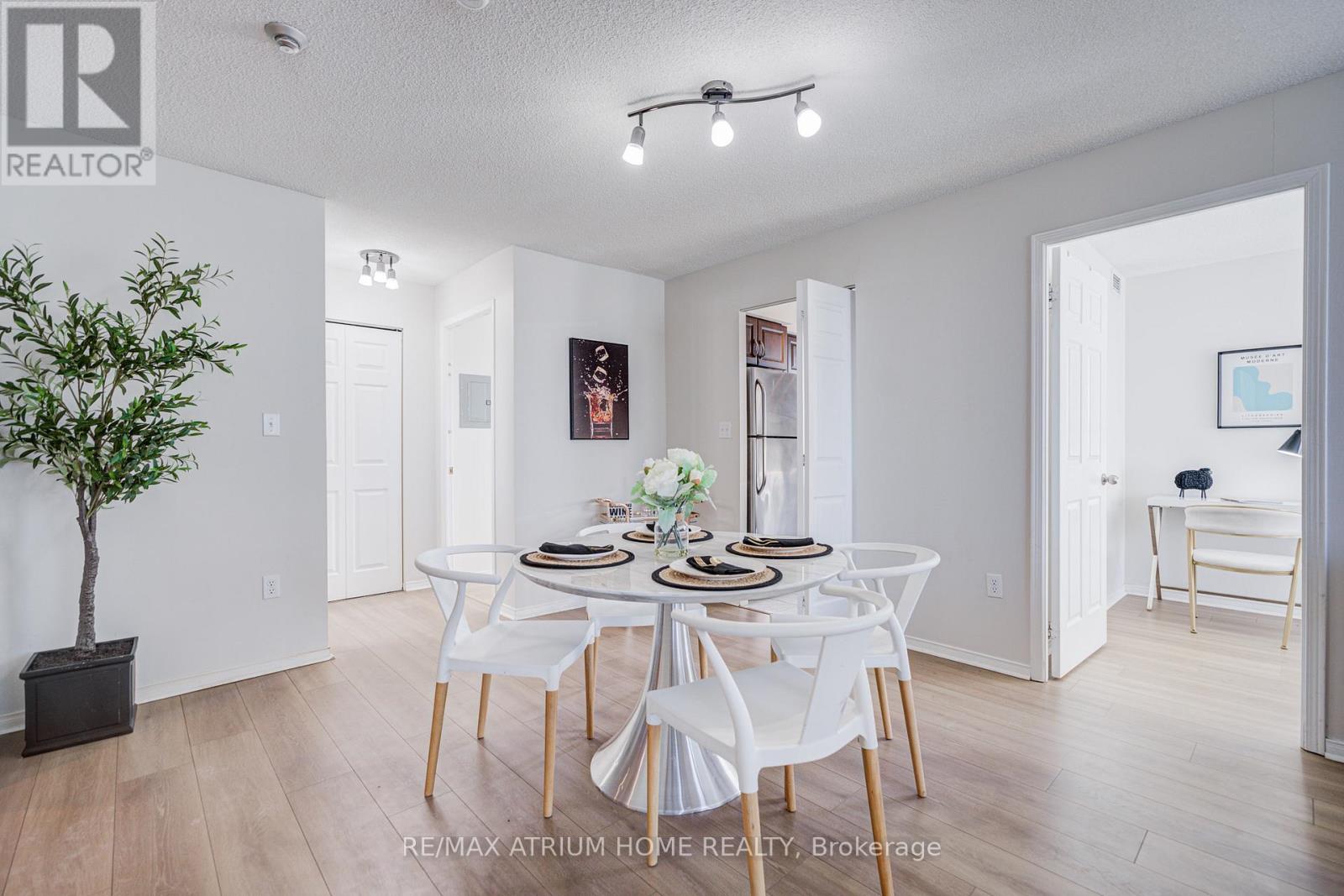 1703 - 3 Pemberton Avenue, Toronto, Ontario  M2M 4M1 - Photo 10 - C13109070