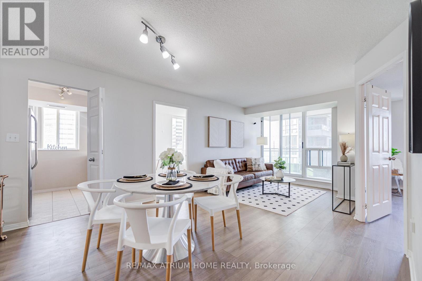 1703 - 3 Pemberton Avenue, Toronto, Ontario  M2M 4M1 - Photo 6 - C13109070