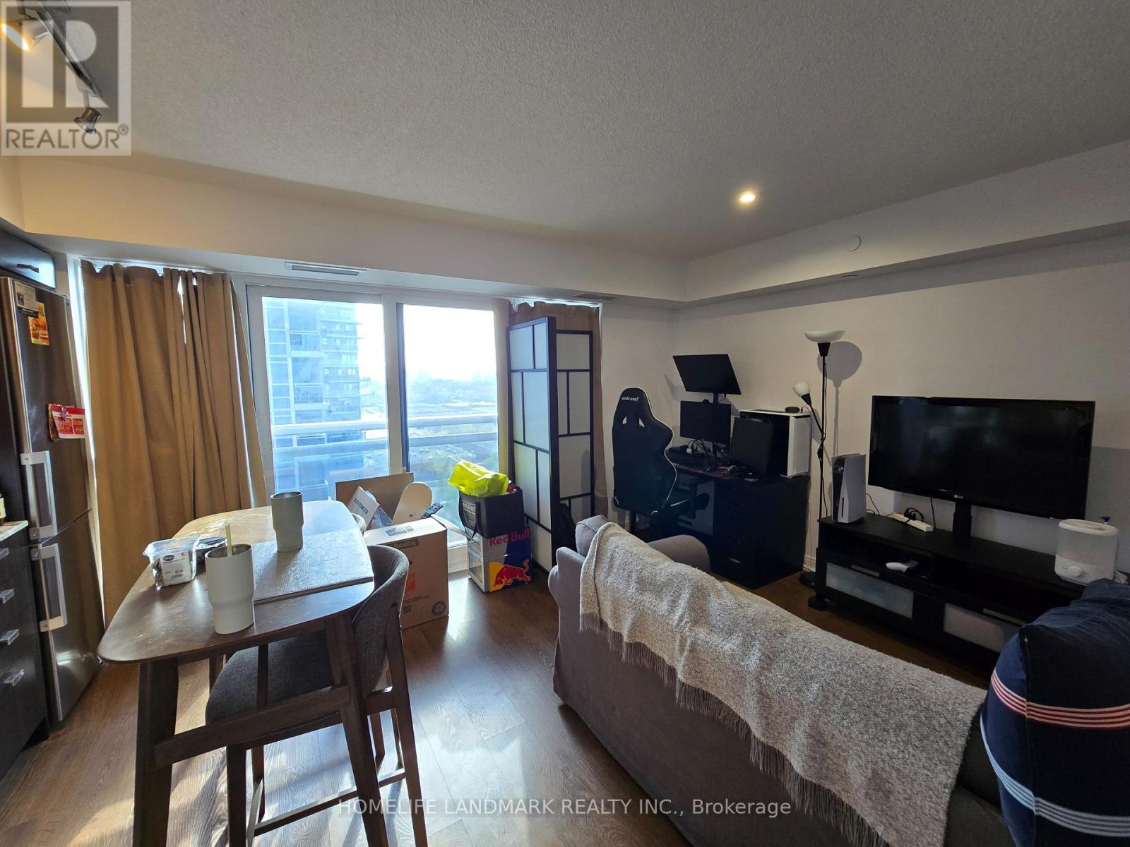1217 - 275 Village Green Square, Toronto, Ontario  M1S 0L8 - Photo 6 - E13109080