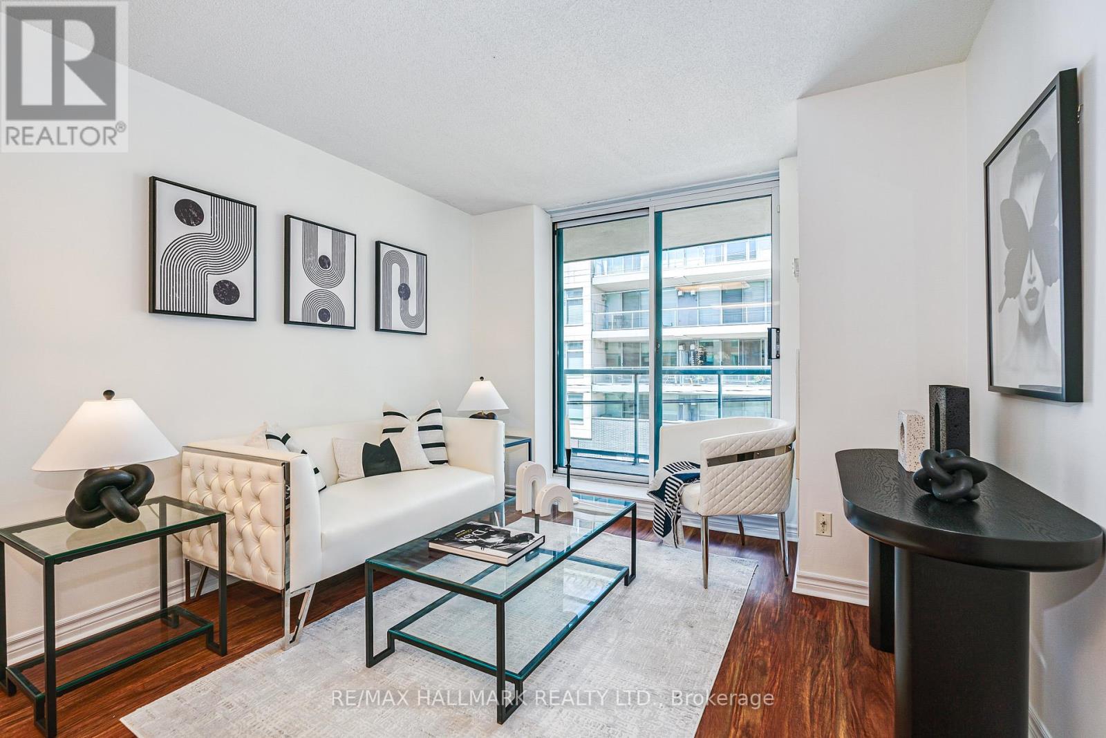 311 - 1863 QUEEN STREET E, Toronto, Ontario