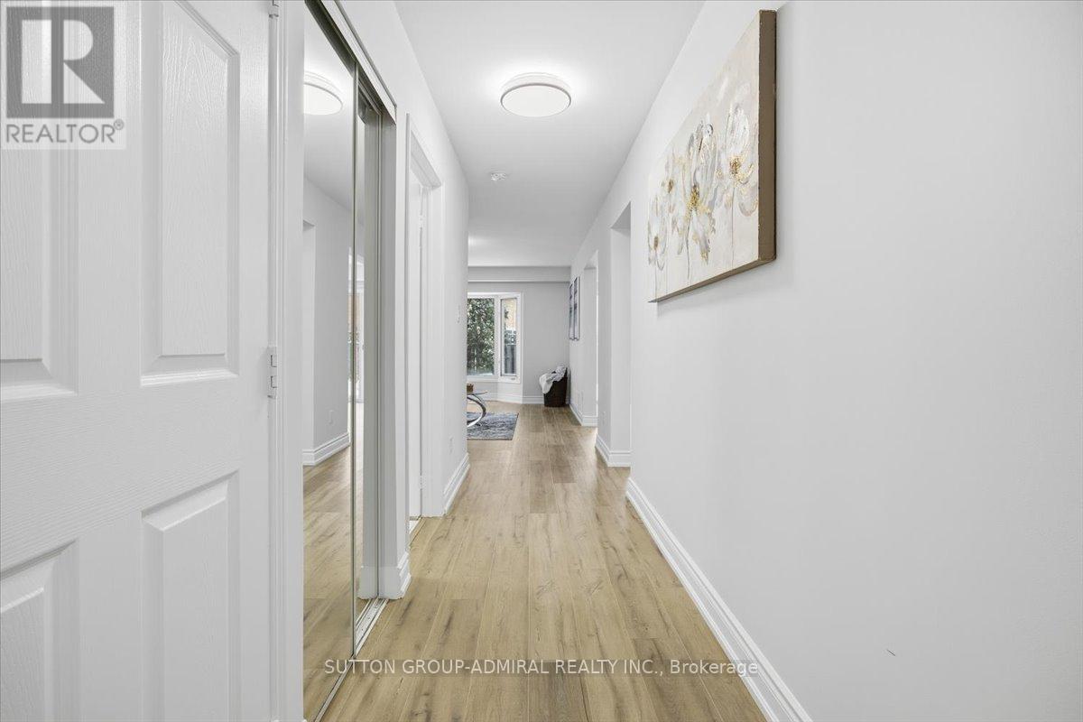 137 Chelwood Drive, Vaughan, Ontario  L4J 7C6 - Photo 5 - N13109072