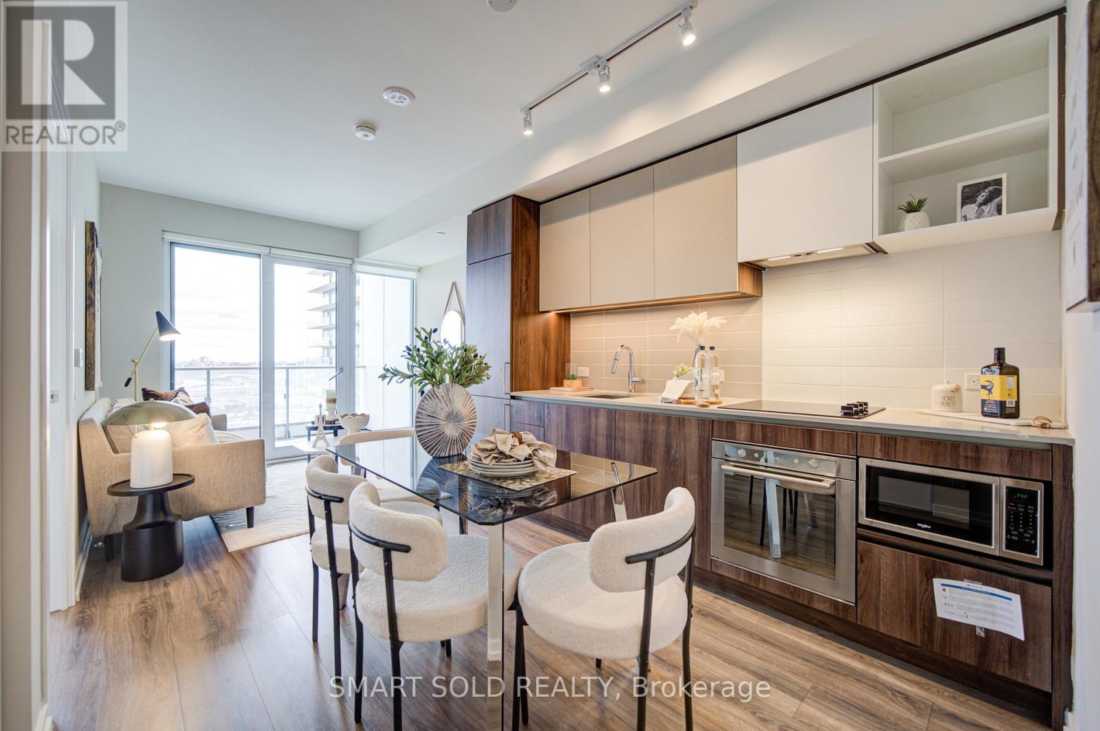 1807 - 1000 PORTAGE PARKWAY, Vaughan, Ontario