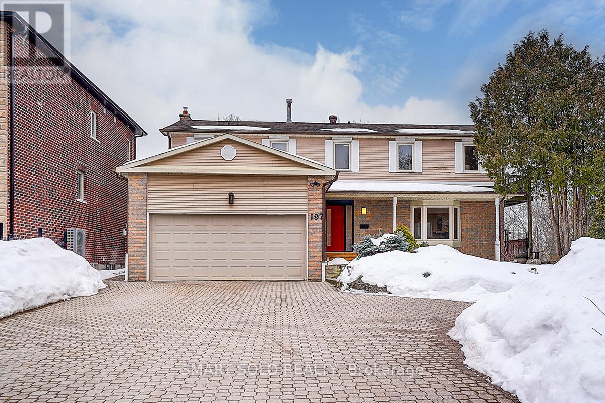 197 Garden Avenue, Richmond Hill, Ontario  L4C 6L8 - Photo 2 - N13109102