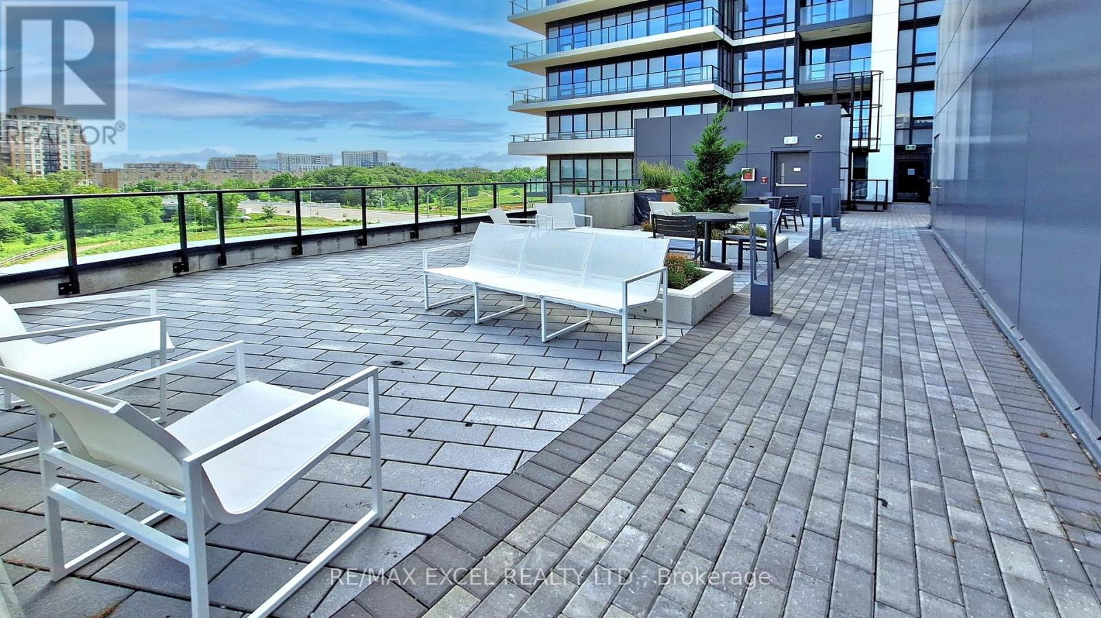 1005 - 8 Water Walk Drive, Markham, Ontario  L3R 6L4 - Photo 48 - N13109104