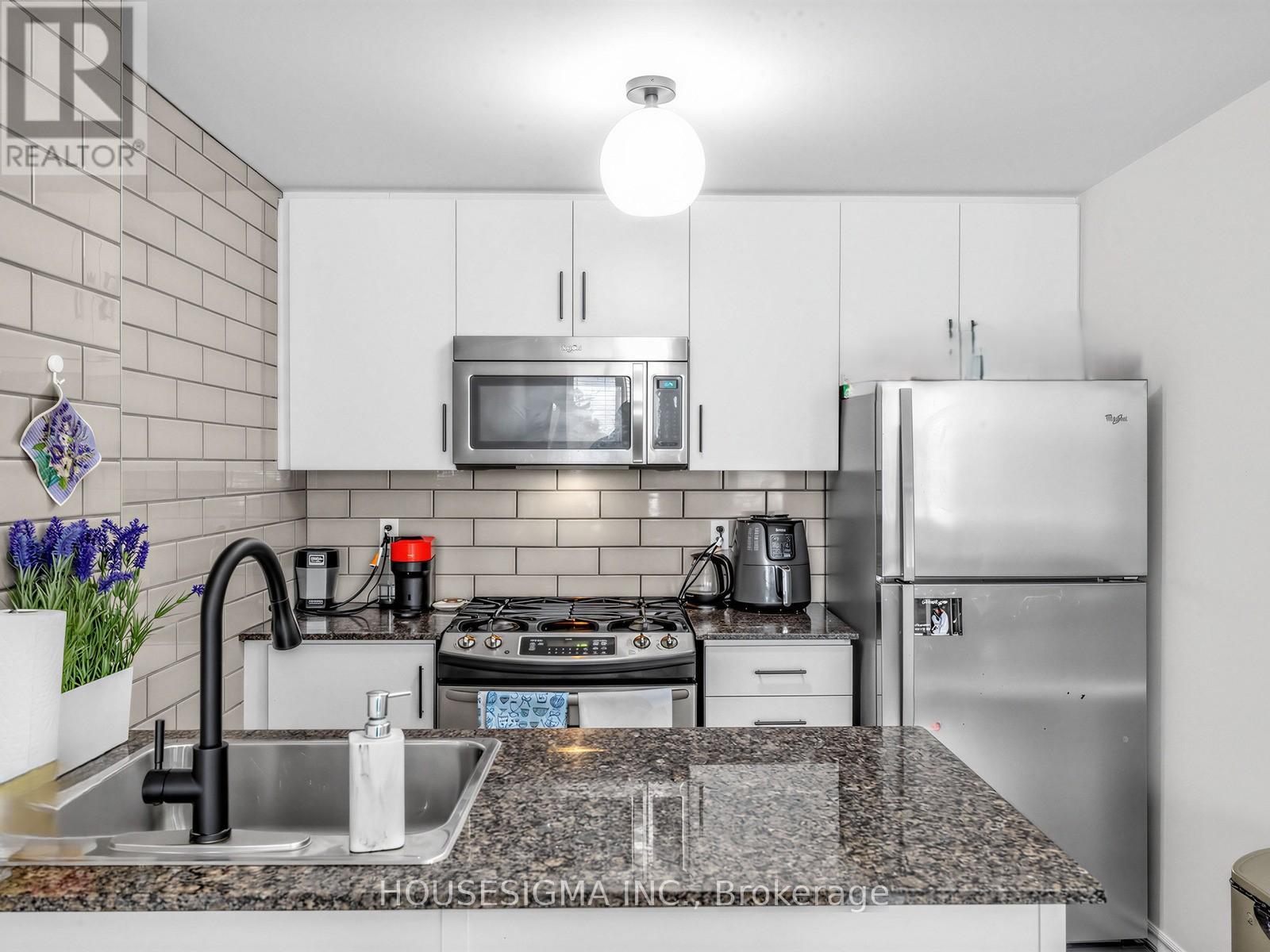 122 - 40 Carnation Avenue, Toronto, Ontario  M8V 0B8 - Photo 10 - W13109052