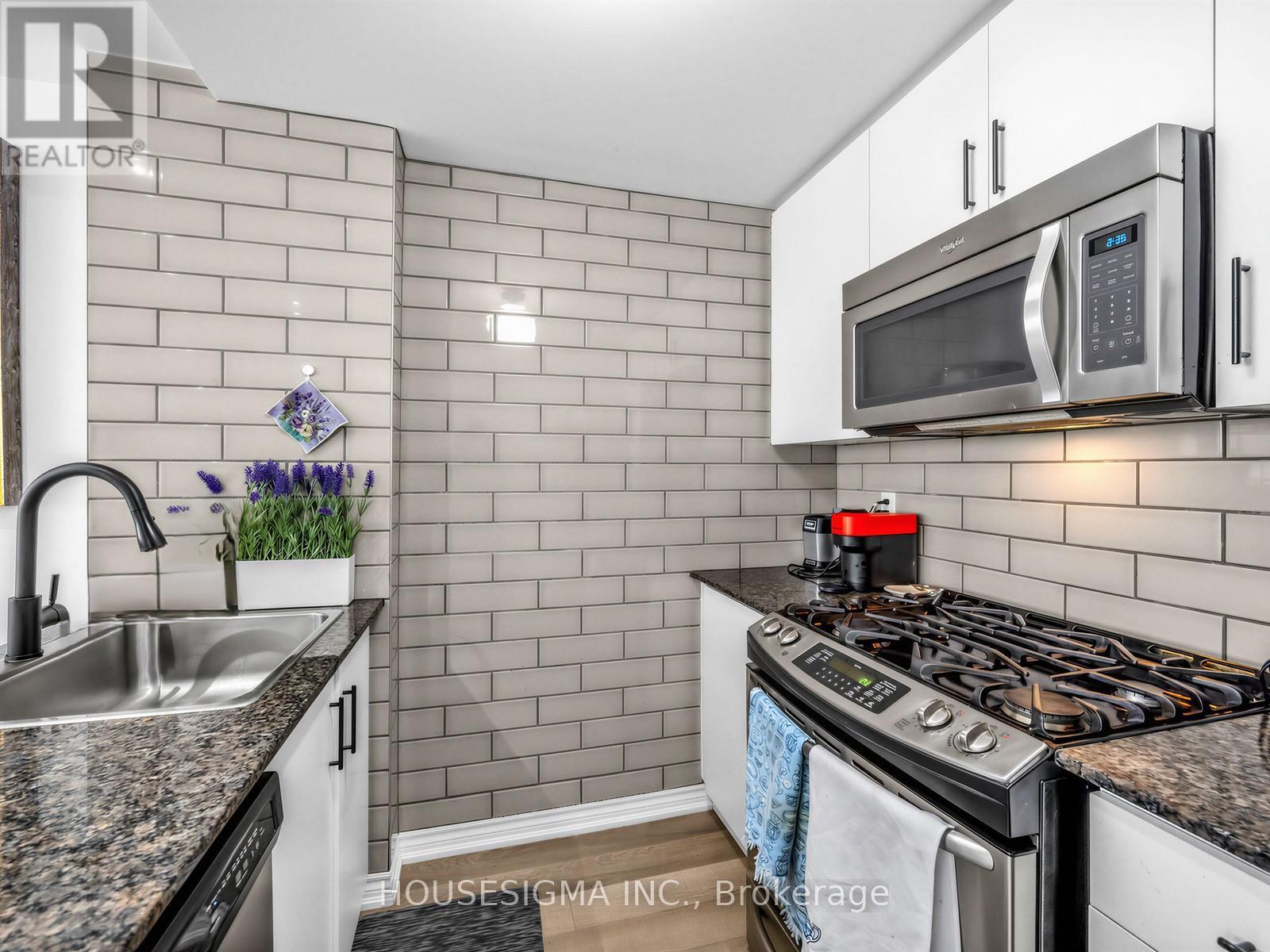 122 - 40 Carnation Avenue, Toronto, Ontario  M8V 0B8 - Photo 8 - W13109052