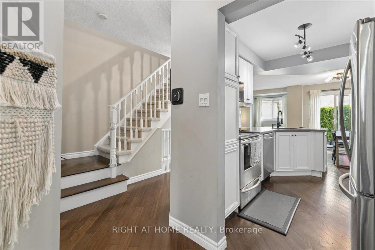 22 - 2960 Headon Forest Drive, Burlington, Ontario  L7M 4G5 - Photo 4 - W13109056