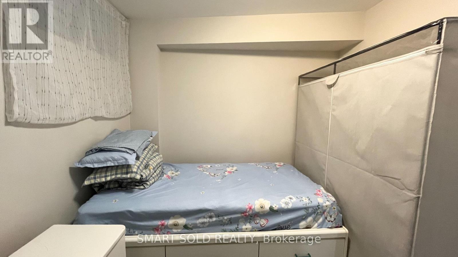 Bsmt - 1040 Ossington Avenue, Toronto, Ontario  M6G 3V6 - Photo 12 - W13109066