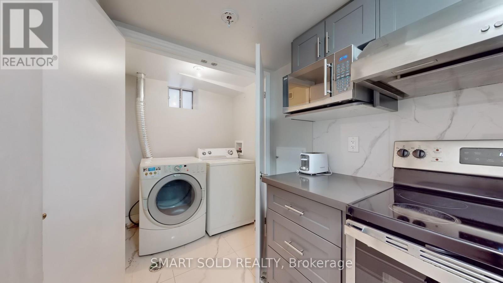 Bsmt - 1040 Ossington Avenue, Toronto, Ontario  M6G 3V6 - Photo 9 - W13109066