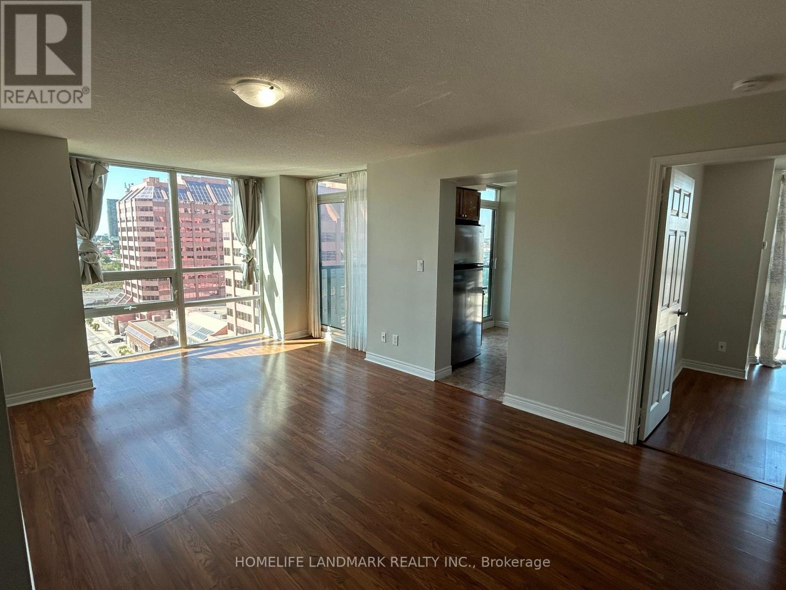 1808 - 208 Enfield Place, Mississauga, Ontario  L5B 0G8 - Photo 2 - W13109078