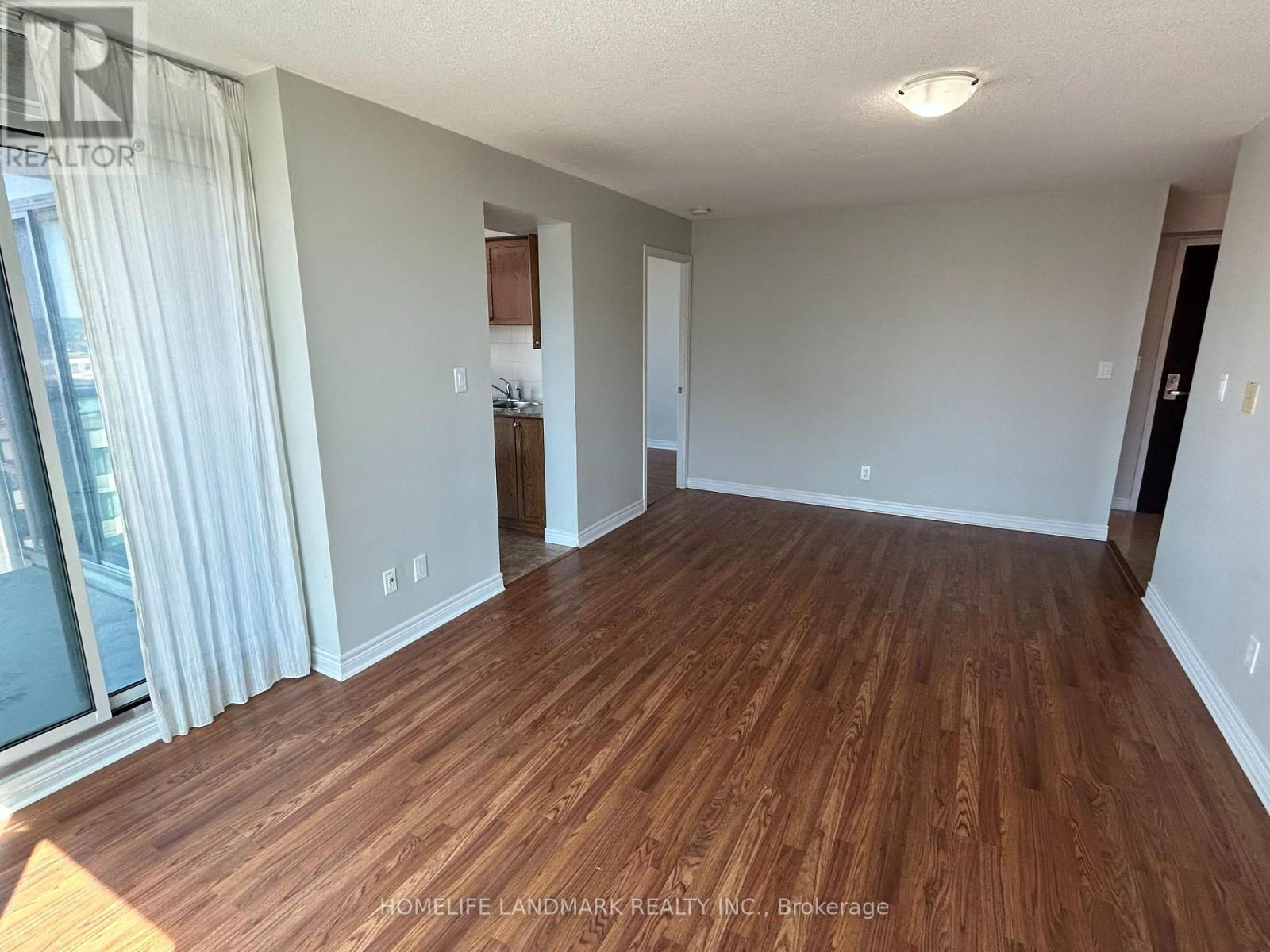 1808 - 208 Enfield Place, Mississauga, Ontario  L5B 0G8 - Photo 4 - W13109078