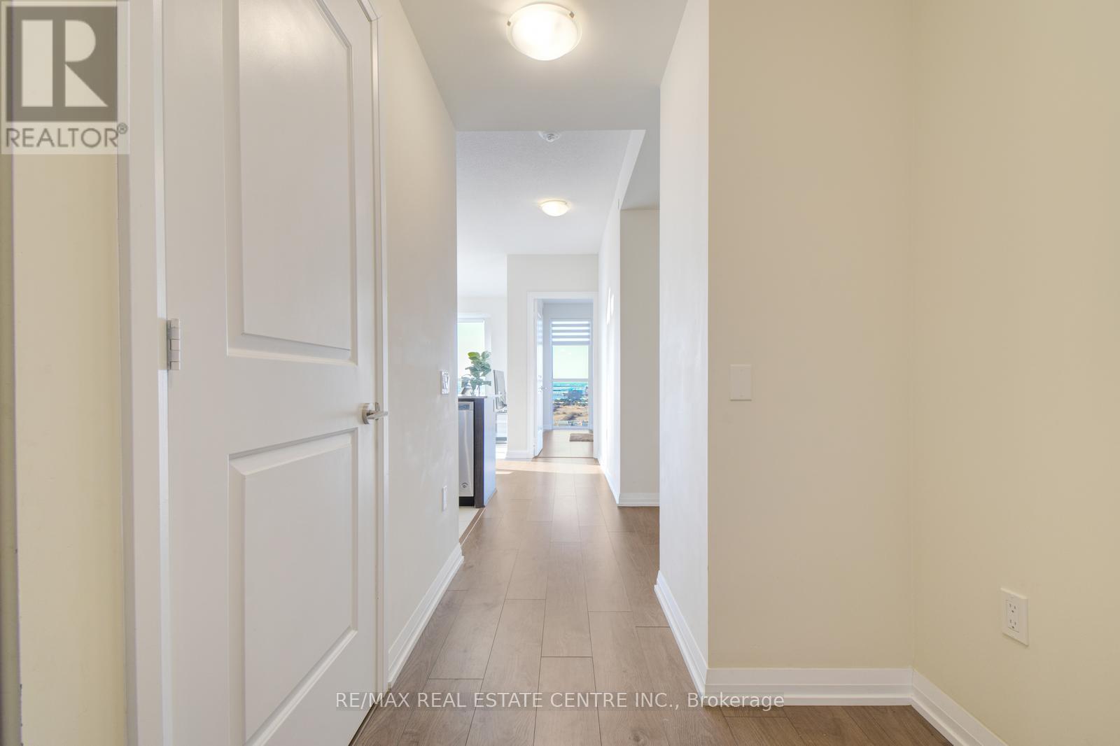 2917 - 35 Watergarden Drive, Mississauga, Ontario  L5R 1B2 - Photo 7 - W13109112