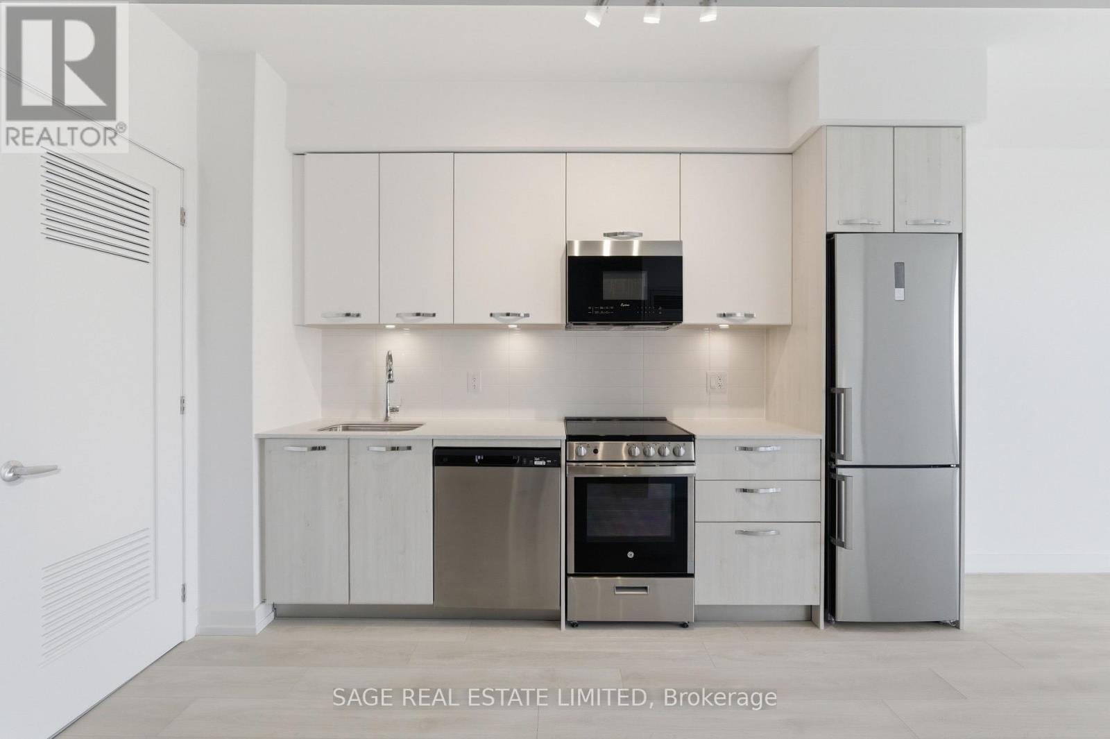 1404 - 75 James Street S, Hamilton, Ontario  L8P 2Y9 - Photo 2 - X13109108