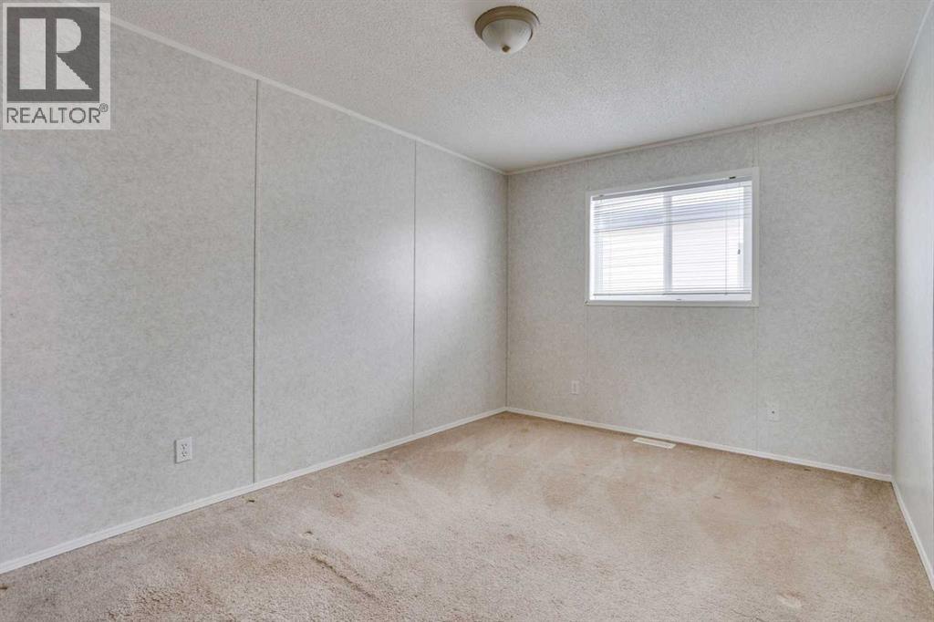 377 Ash Way, Fort Mcmurray, Alberta  T9K 0H7 - Photo 18 - A2309362