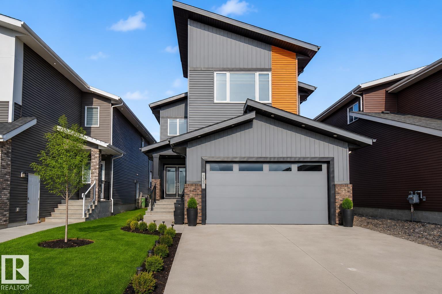 635 42 ST SW, edmonton, Alberta