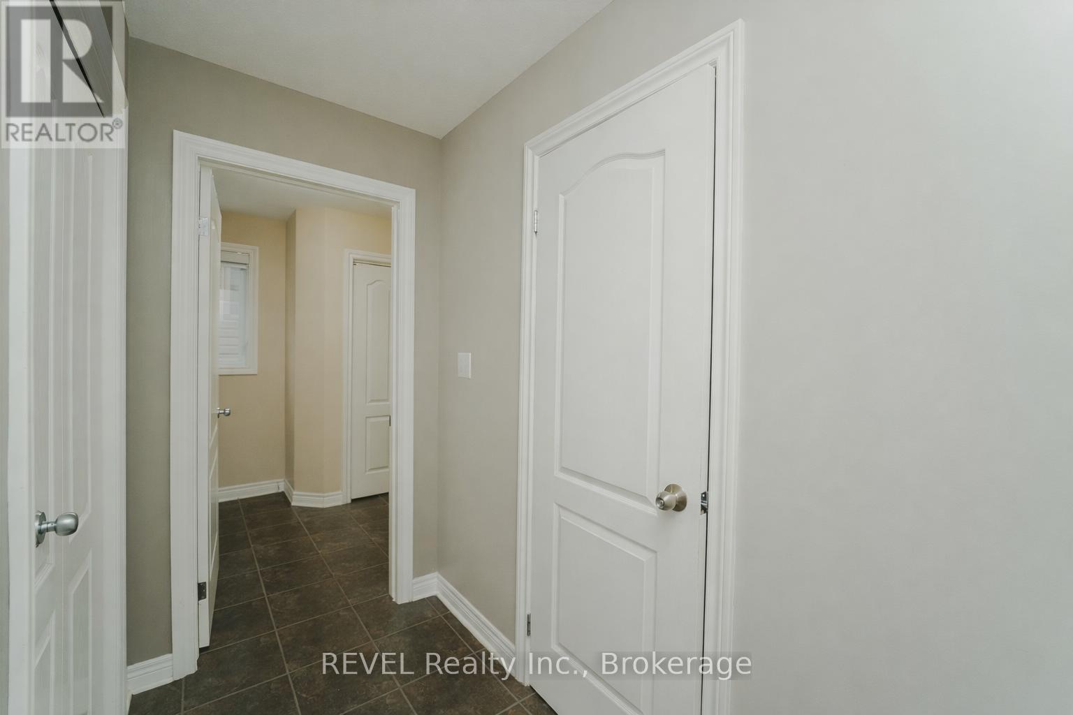 6978 Shannon Drive, Niagara Falls, Ontario  L2H 3N7 - Photo 13 - X13109138