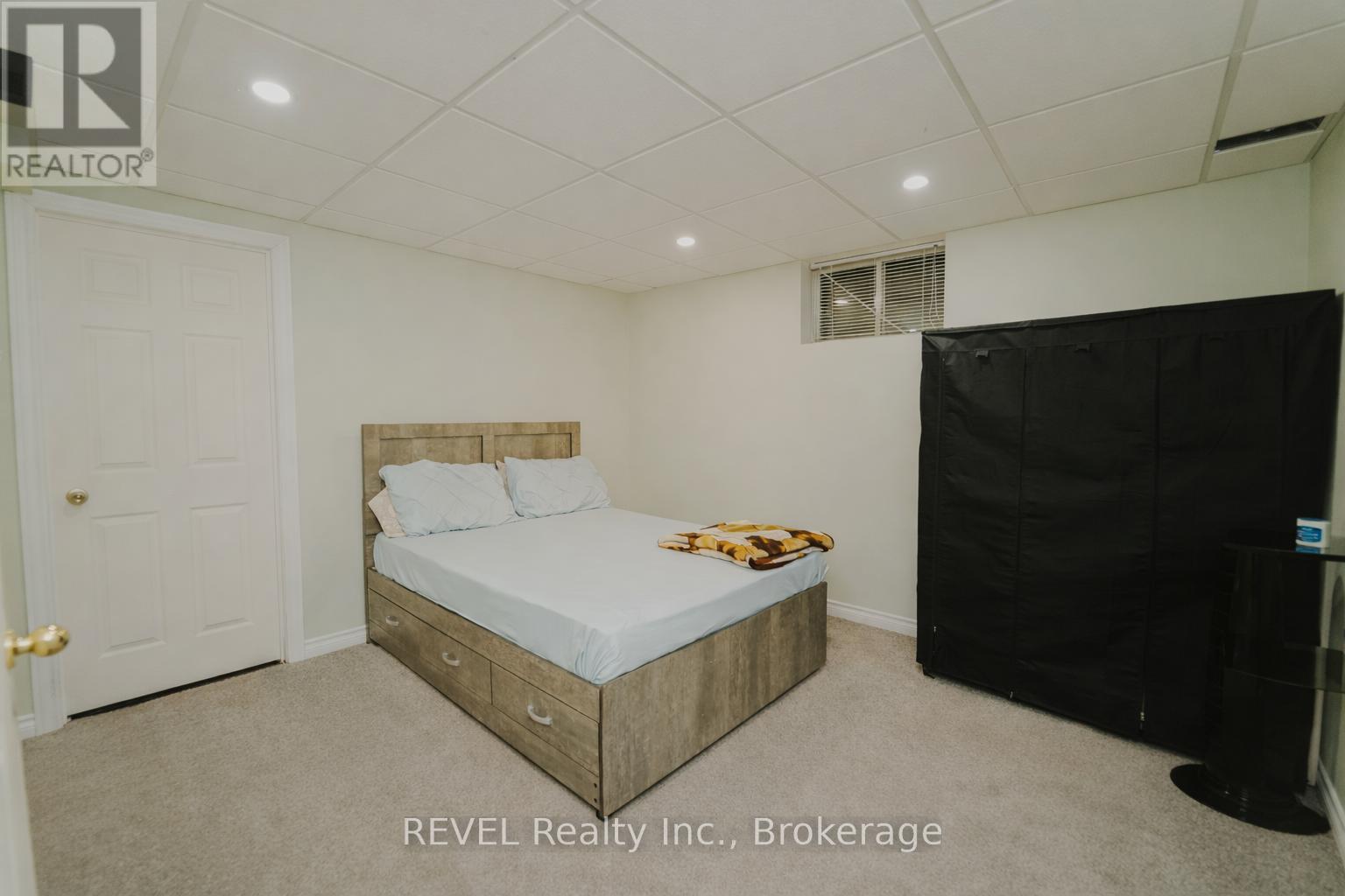 6978 Shannon Drive, Niagara Falls, Ontario  L2H 3N7 - Photo 35 - X13109138