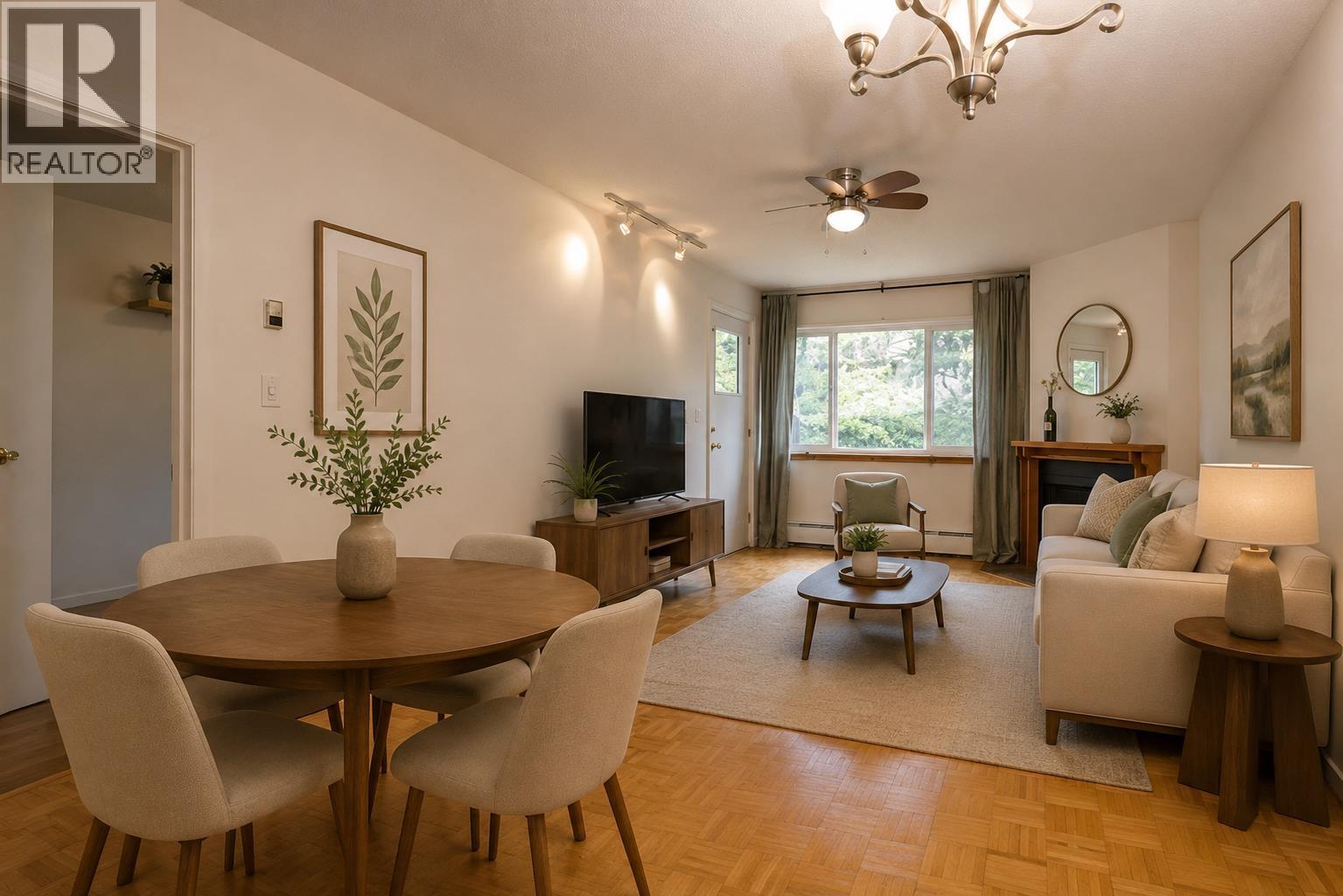 213 1209 Howie Avenue, Coquitlam, British Columbia  V3J 1T9 - Photo 2 - R3111291